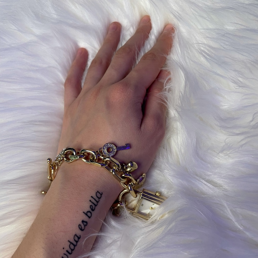 Charm bracelet